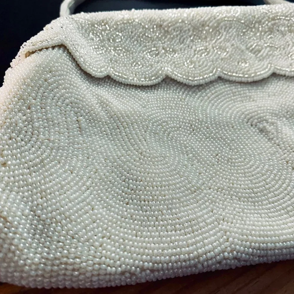 Bundle (2) Vintage Magid Hand Seed Beaded Scallop Kiss Lock Frame Japan Bags …